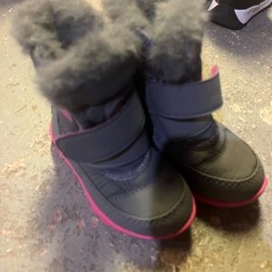 Toddler sorel boots never worn